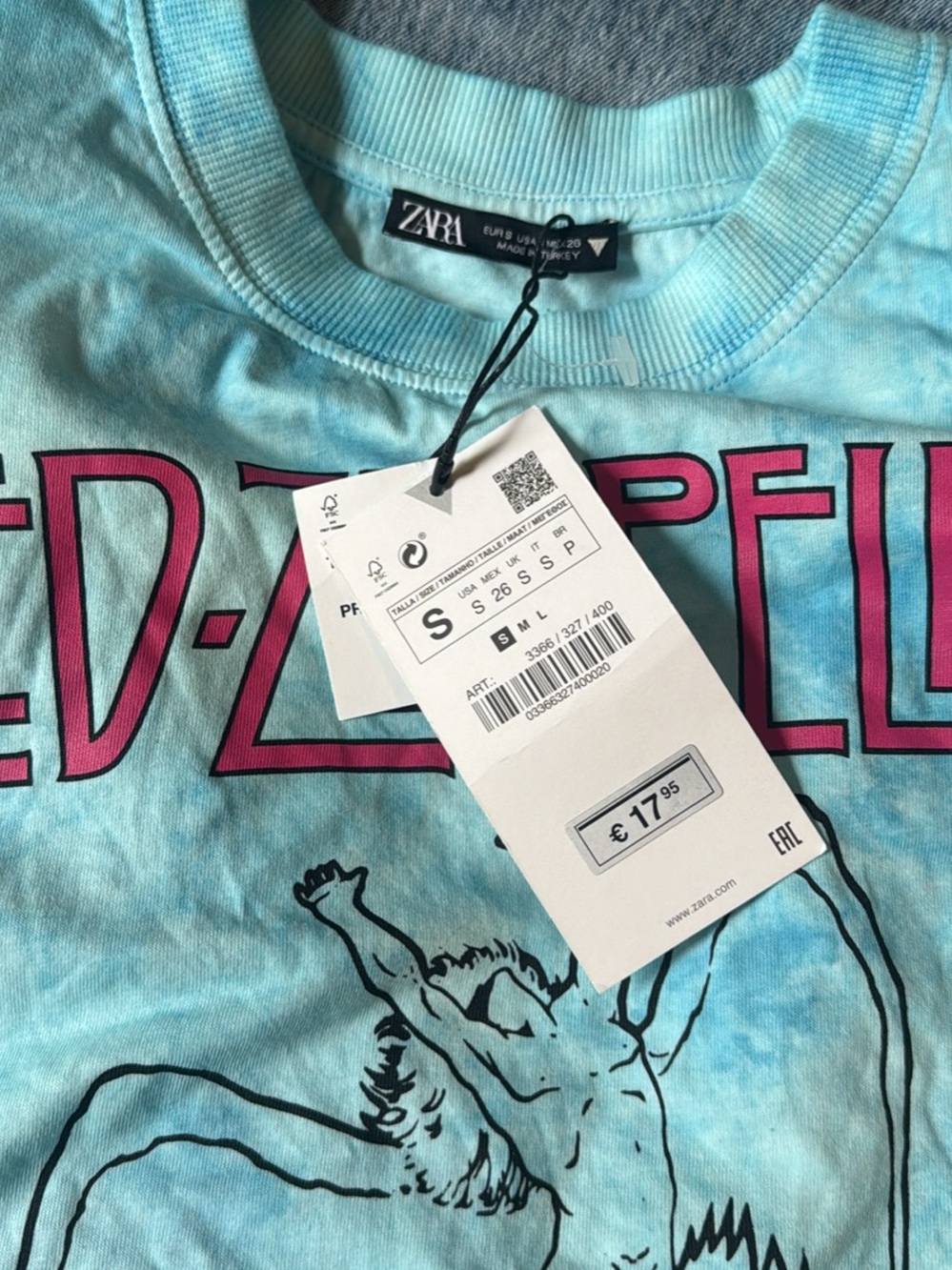 Random Clothes Bundle - Picture 2 of 6